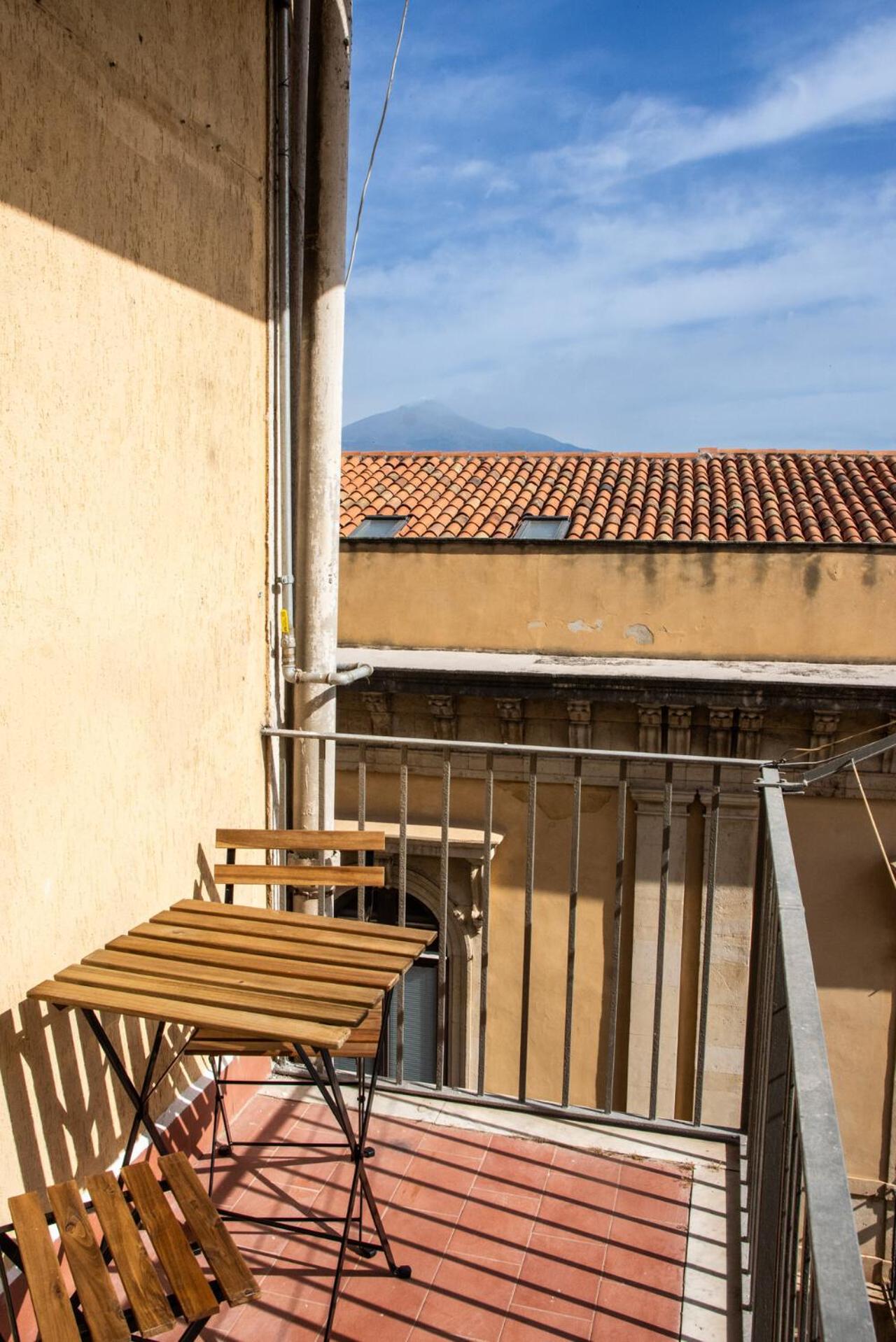 Dimora Lupo_Lifestyle B&B Catania Ngoại thất bức ảnh